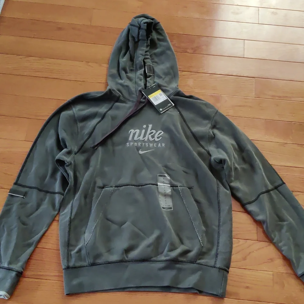 Nike Men's sweatshirt - Picture 6 of 9
